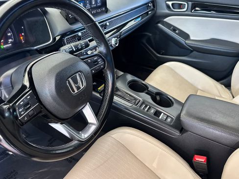 Used 2022 Honda Civic Sport Touring image 11