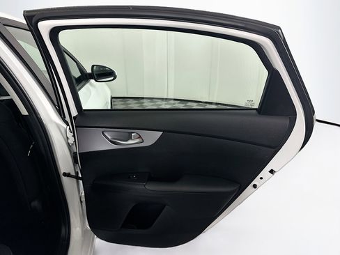 Used 2024 Kia Forte LXS image 27