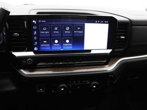 Used 2023 Chevrolet Silverado 1500 LT image 22