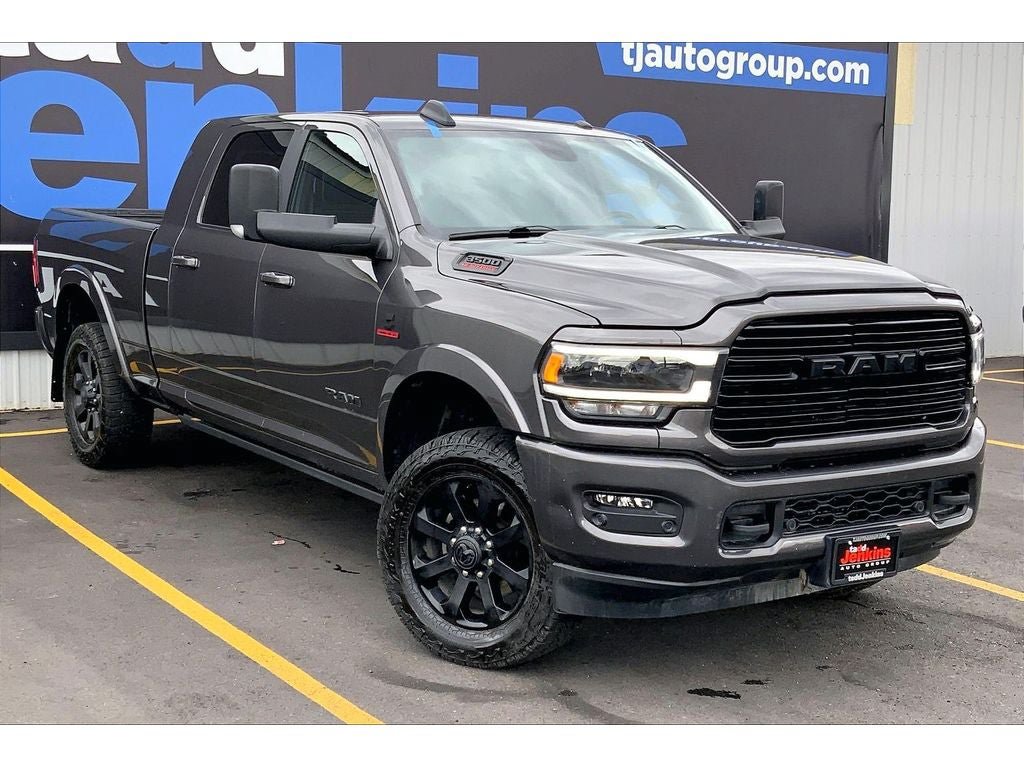 Used 2022 RAM 3500 Laramie AWD/4WD image 2