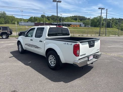 Used 2017 Nissan Frontier SV AWD/4WD image 6