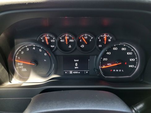 Used 2022 Chevrolet Silverado 1500 Custom Trail Boss image 12