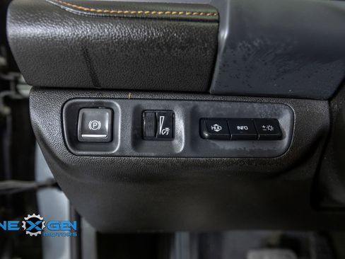 Used 2023 GMC Acadia AT4 w/ Technology Package image 13