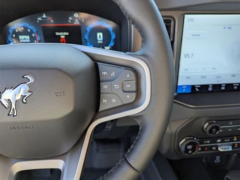 New 2025 Ford Bronco Badlands image 22