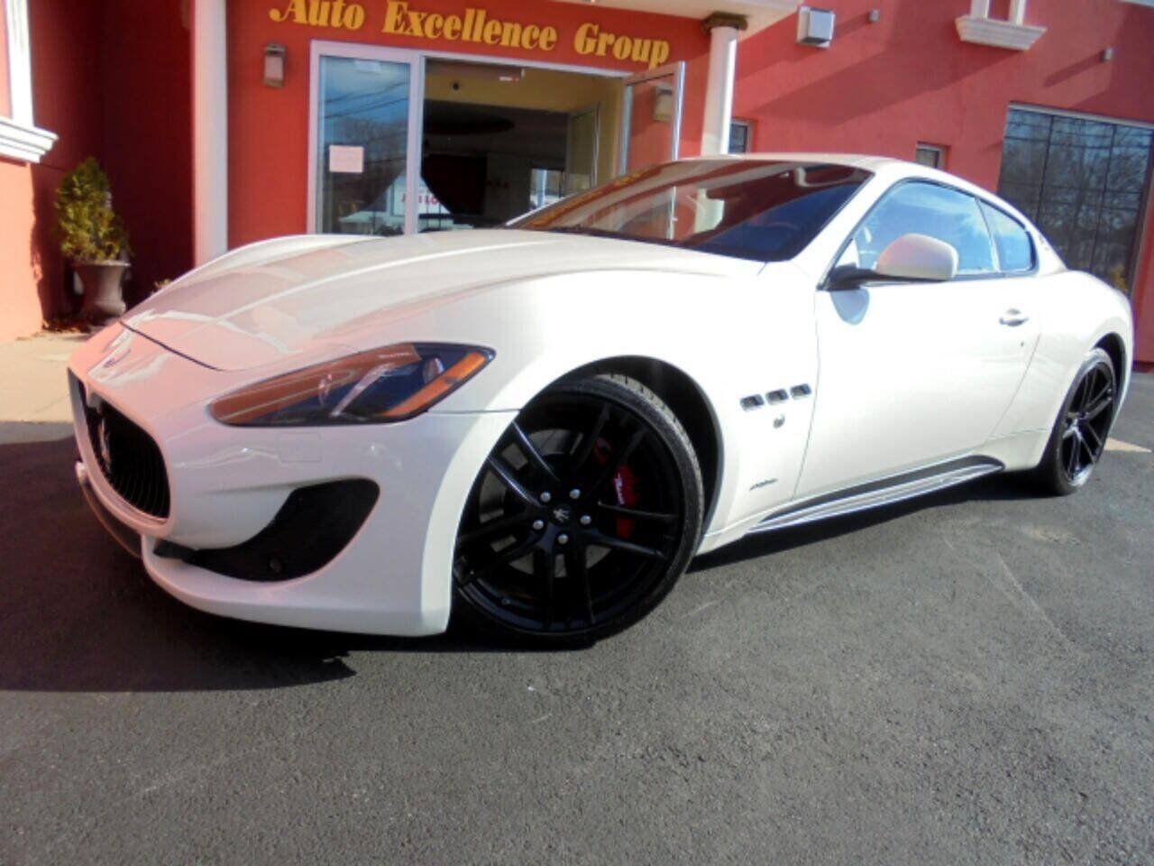Used 2017 Maserati GranTurismo Sport RWD image 31
