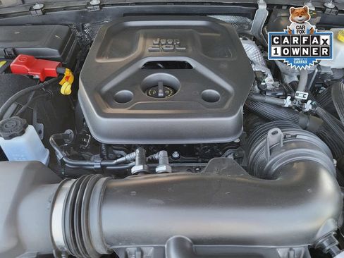 Used 2024 Jeep Wrangler Unlimited AWD/4WD image 24