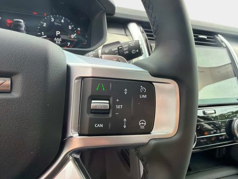 New 2026 Land Rover Discovery Dynamic SE AWD/4WD image 26