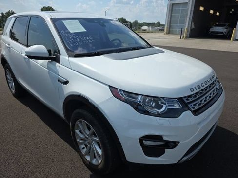 Used 2018 Land Rover Discovery Sport HSE AWD/4WD image 6