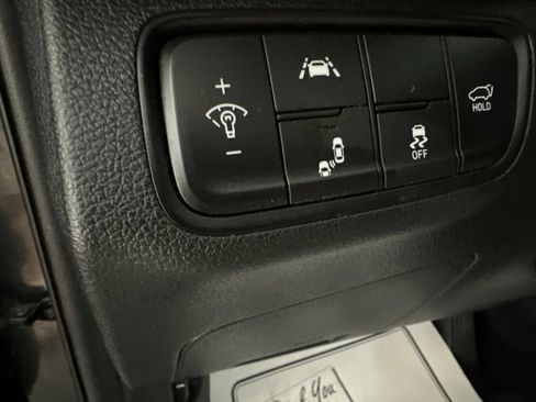Used 2020 Hyundai Santa Fe Limited FWD image 14