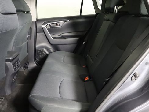 Used 2020 Toyota RAV4 LE w/ All Weather Liner Package AWD/4WD image 16