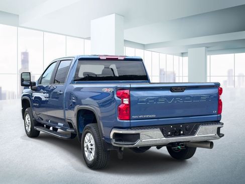 Used 2026 Chevrolet Silverado 2500 LT AWD/4WD image 3