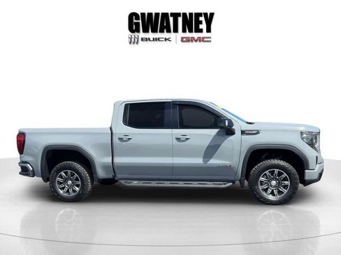 Used 2024 GMC Sierra 1500 AT4 w/ Technology Package AWD/4WD image 2
