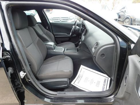 Used 2021 Dodge Charger Police image 39