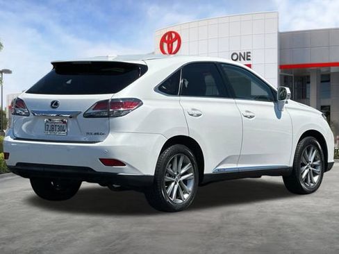 Used 2015 Lexus RX 450h FWD image 4
