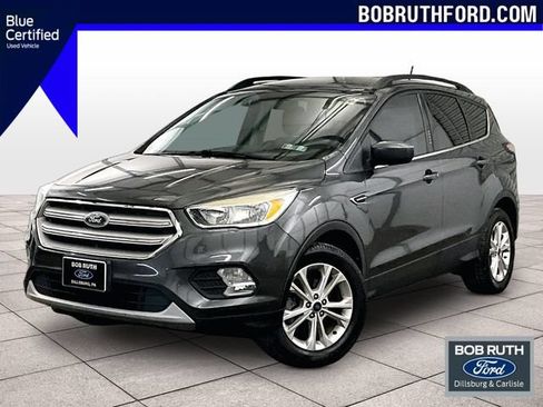 Used 2018 Ford Escape SE w/ SE Sync 3 Package FWD image 1