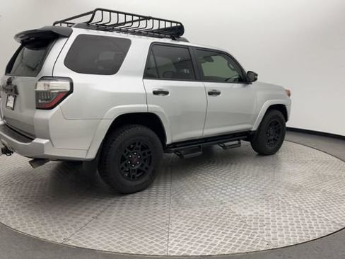 Used 2021 Toyota 4Runner Venture AWD/4WD image 2
