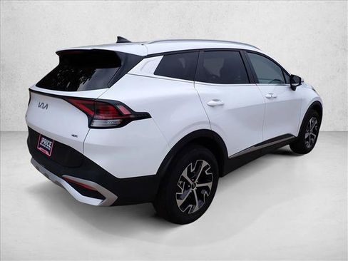Used 2025 Kia Sportage EX AWD/4WD image 4