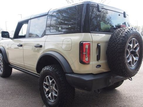 Certified 2025 Ford Bronco Badlands AWD/4WD image 5