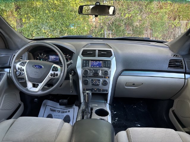 Used 2011 Ford Explorer 4WD w/ Class III Trailer Tow Pkg image 9