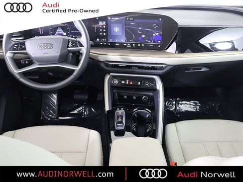 Certified 2025 Audi Q5 Premium w/ Convenience Package AWD/4WD image 25