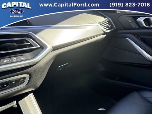 Used 2020 BMW X5 xDrive40i w/ Premium Package image 27