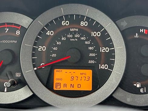 Used 2010 Toyota RAV4 Limited FWD image 19