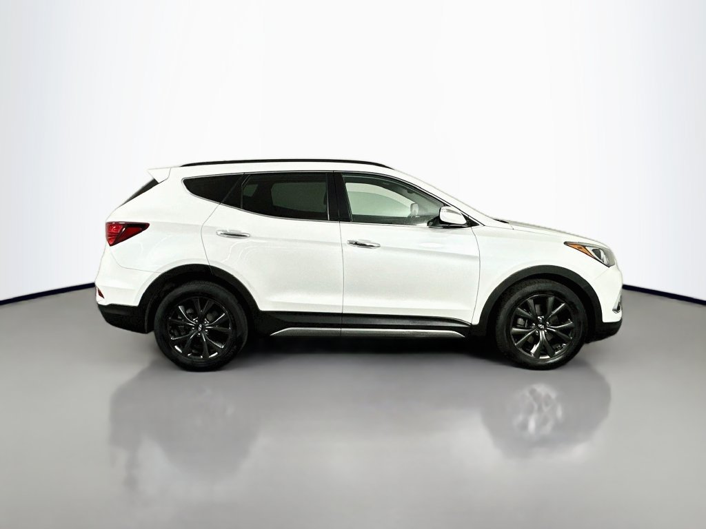Used 2018 Hyundai Santa Fe Sport w/ 2.0T Ultimate Tech Package 05 AWD/4WD image 9