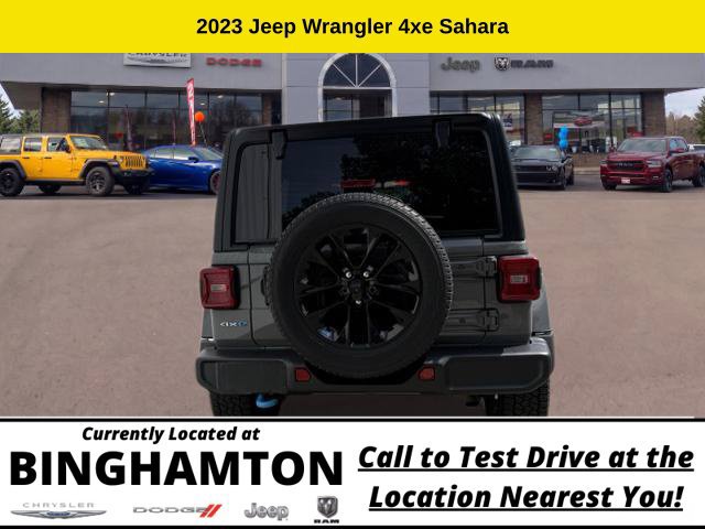 Used 2023 Jeep Wrangler Unlimited Sahara w/ Dual Top Group AWD/4WD image 6