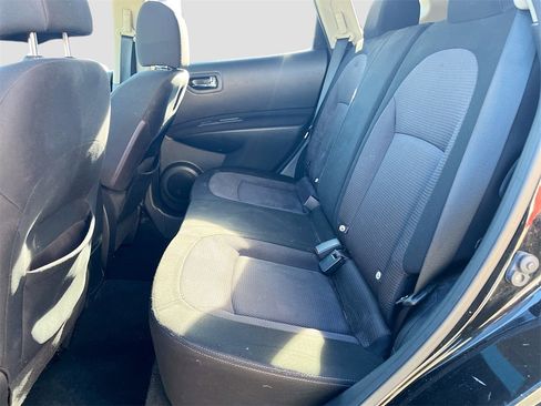 Used 2012 Nissan Rogue SV w/ Premium Pkg image 24