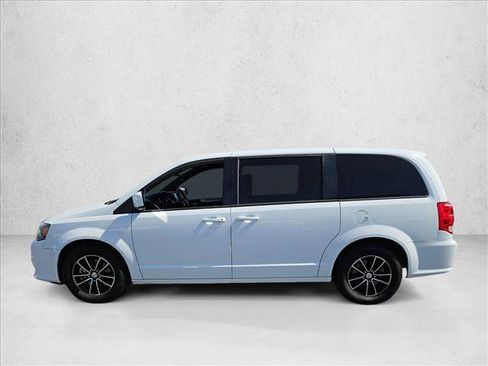 Used 2018 Dodge Grand Caravan GT FWD image 8