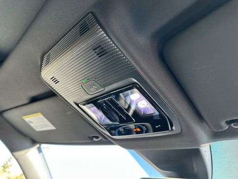 Used 2024 Volkswagen Atlas Cross Sport SE w/ Panoramic Sunroof Package image 26