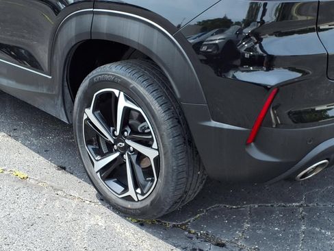 Used 2021 Chevrolet TrailBlazer RS w/ Technology Package AWD/4WD image 19