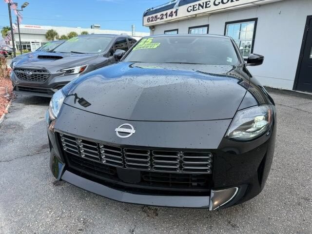 Used 2025 Nissan Z Performance w/ Floor Mat Package RWD image 2