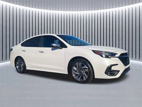 Used 2025 Subaru Legacy Touring XT image 3