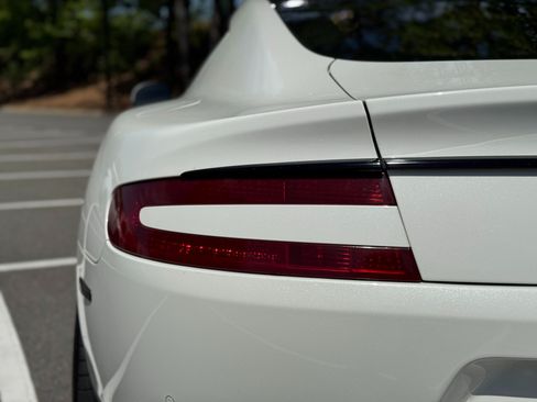 Used 2011 Aston Martin Rapide RWD image 19