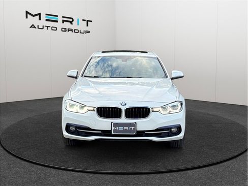 Used 2018 BMW 330i Sedan w/ Convenience Package image 3