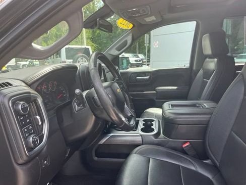 Used 2022 Chevrolet Silverado 1500 LTZ w/ LTZ Premium Package AWD/4WD image 18