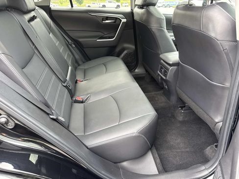 Used 2023 Toyota RAV4 XLE Premium AWD/4WD image 21