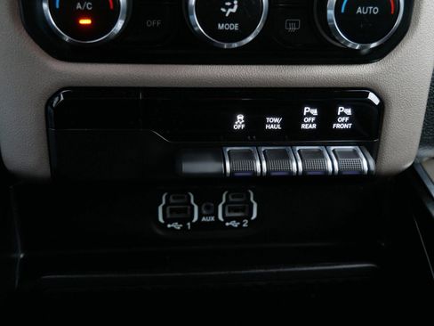 Used 2021 RAM 1500 Laramie image 28