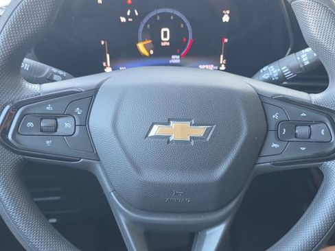 Used 2025 Chevrolet TrailBlazer LT FWD image 31
