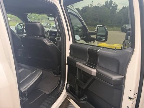 Used 2019 Ford F150 Platinum w/ Technology Package AWD/4WD image 10