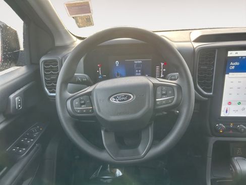 Used 2025 Ford Ranger XL image 14