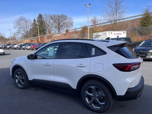 New 2026 Ford Escape ST-Line w/ Tech Pack #1 image 29