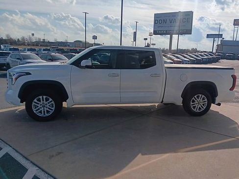 Used 2022 Toyota Tundra SR5 image 3