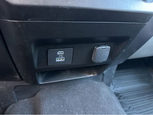 Used 2021 Ford F350 XLT w/ XLT Value Package image 33