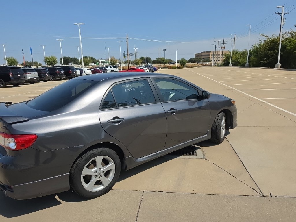 Used 2013 Toyota Corolla S FWD image 3