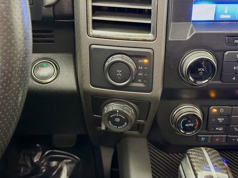 Used 2020 Ford F150 Raptor w/ Equipment Group 802A Luxury AWD/4WD image 36