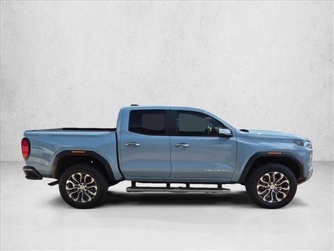 Used 2026 GMC Canyon Denali AWD/4WD image 4