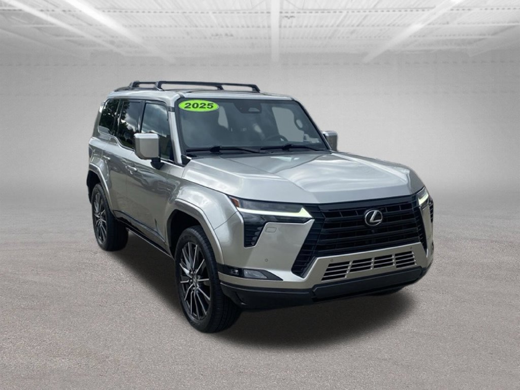 Used 2025 Lexus GX 550 w/ Accessory Package (2T) AWD/4WD image 8