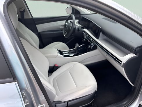 Used 2026 Hyundai Tucson SEL FWD image 48